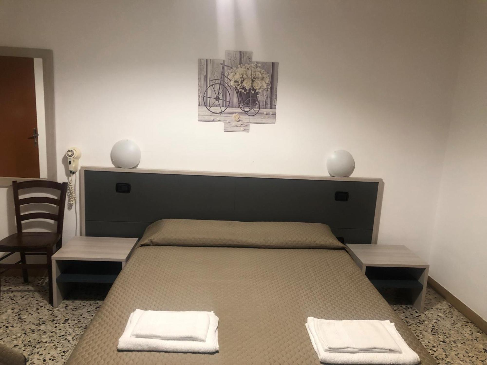 La Voglia Hotel Villanova sull'Arda Ngoại thất bức ảnh